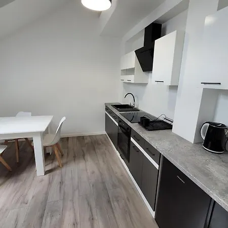Uroczy W Kamienicy Nr. 8 * Krakau